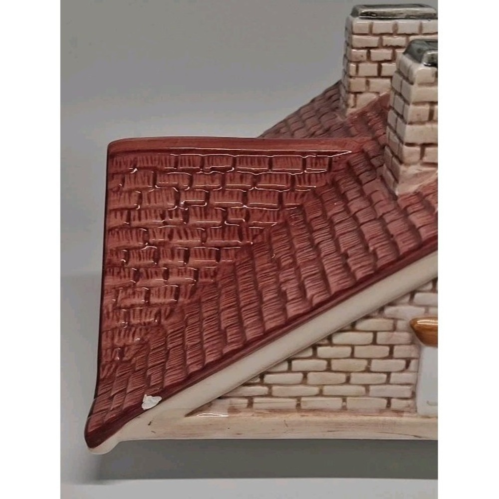 Ceramic House Canister Pink Roof Cottage Style Good Condition "Read" - Picture 13 of 16
